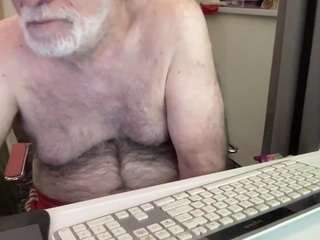 coachkarl's CamSoda show and profile