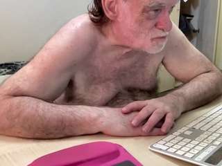 Live cam show with coach karl
