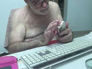 coach karl live cam preview