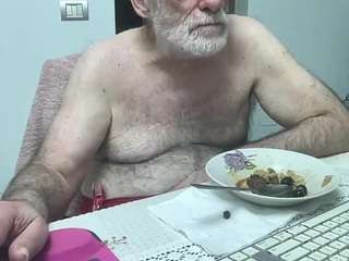 coach karl live cam preview