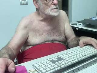 coach karl live cam preview