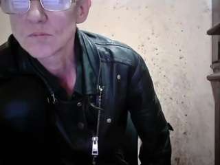 sexygeny Live Webcam on CamSoda