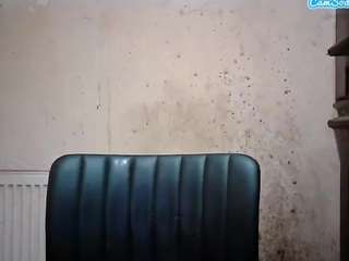 sexygeny's CamSoda show and profile