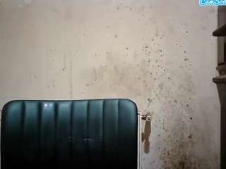 sexygeny's CamSoda show and profile