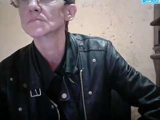 Live Sex Chat with sexygeny (@sexygeny)