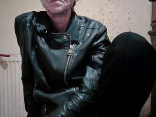 sexygeny Live Webcam on CamSoda