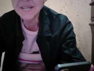 sexygeny, female webcam model,  years old, on live webcam