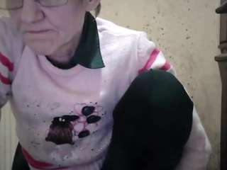 sexygeny, recent webcam model, live from Camsoda