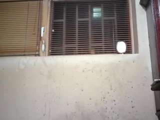 sexygeny Brown eyes live webcam