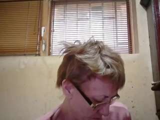 le modèle sexygeny est en webcam porno dans un show sur le site camsoda, il possède les tags suivants: amateur,athletic,average,brown eyes,dirty talk,drinking,fake tits,mature,middle aged,skinny,smoking,tattoos,hd