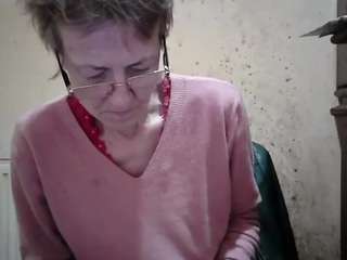 sexygeny live cam profile