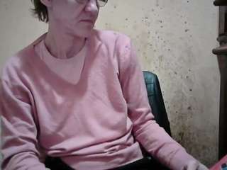 sexygeny's CamSoda show and profile