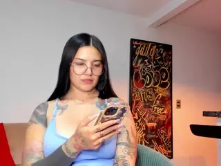 LeaSmlthv's Live Sex Cam Show