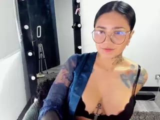 LeaSmlthv's Live Sex Cam Show
