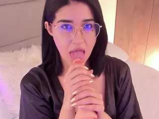 Soffy Watson's Live Sex Cam Show