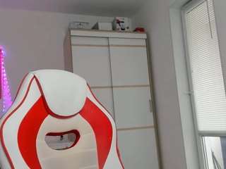 hotcarolinexo webcam