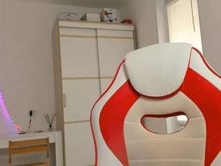 hotcarolinexo's live room