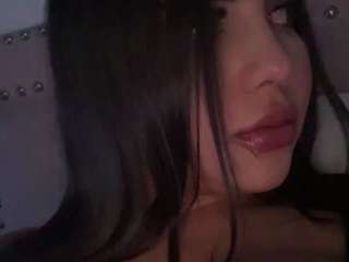 gabyferrer's CamSoda show and profile