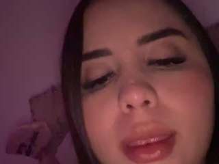 gabyferrer's CamSoda show and profile