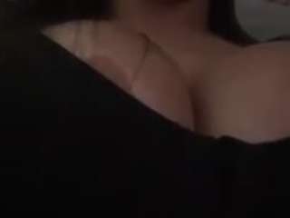 gabyferrer's CamSoda show and profile