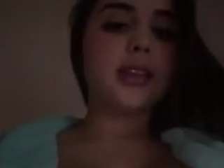 Live webcam model gabyferrer on Soda Cams