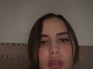 Live webcam model gabyferrer on Soda Cams