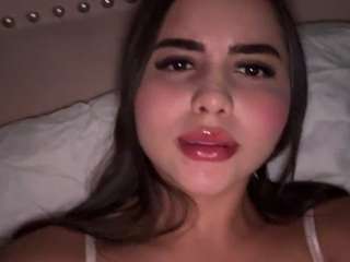 gabyferrer's CamSoda show and profile