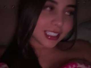 Live webcam model gabyferrer on Soda Cams