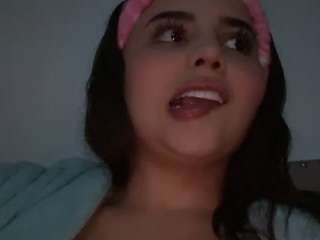 gabyferrer's CamSoda show and profile