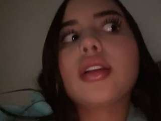 Live webcam model gabyferrer on Soda Cams