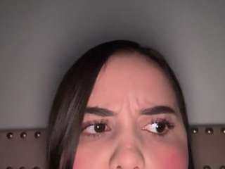 Live webcam model gabyferrer on Soda Cams