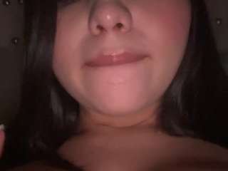 gabyferrer's CamSoda show and profile