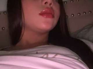 Live webcam model gabyferrer on Soda Cams