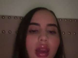 Live webcam model gabyferrer on Soda Cams