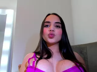 lil-gabby (lil-gabby) en cámara para video chat desnudo en vivo ...