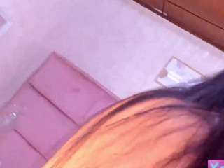 hannataylor's CamSoda show and profile