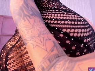 le modèle hannataylor est en webcam porno dans un show sur le site camsoda, il possède les tags suivants: anal toys,shaved-pussy,lingerie,lovense,lush,naked,natural,pantyhose,pussy,sexmachine,skinny,fuck machine,spank,squirter,striptease,tattoos,teen (18+),toys,twerk,wet