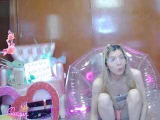 skinnyteen live cam profile