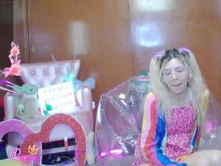 skinnyteen live cam profile