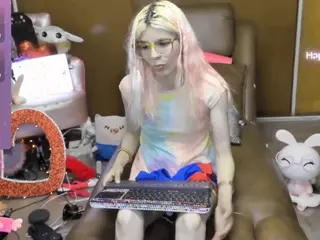 Skinnygirl's Live Sex Cam Show