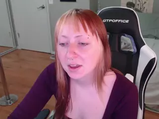 lilymaybae's live chat room