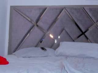 salommecruz Live Webcam on CamSoda