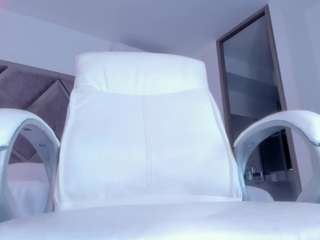 Live webcam model salommecruz on Soda Cams