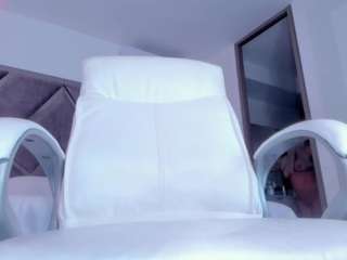 Live webcam model salommecruz on Soda Cams