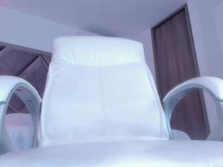 Live webcam model salommecruz on Soda Cams