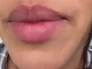 salommecruz Live Webcam on CamSoda