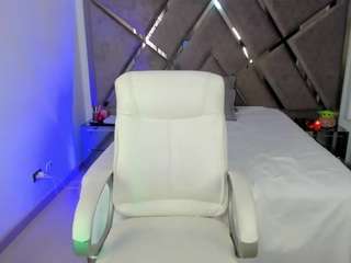 Live webcam model salommecruz on Soda Cams