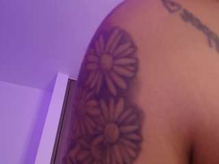 Salommecruz's cam show statistics and live stream