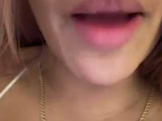 Salomme Cruz live cam