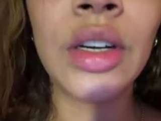 salommecruz Live Webcam on CamSoda